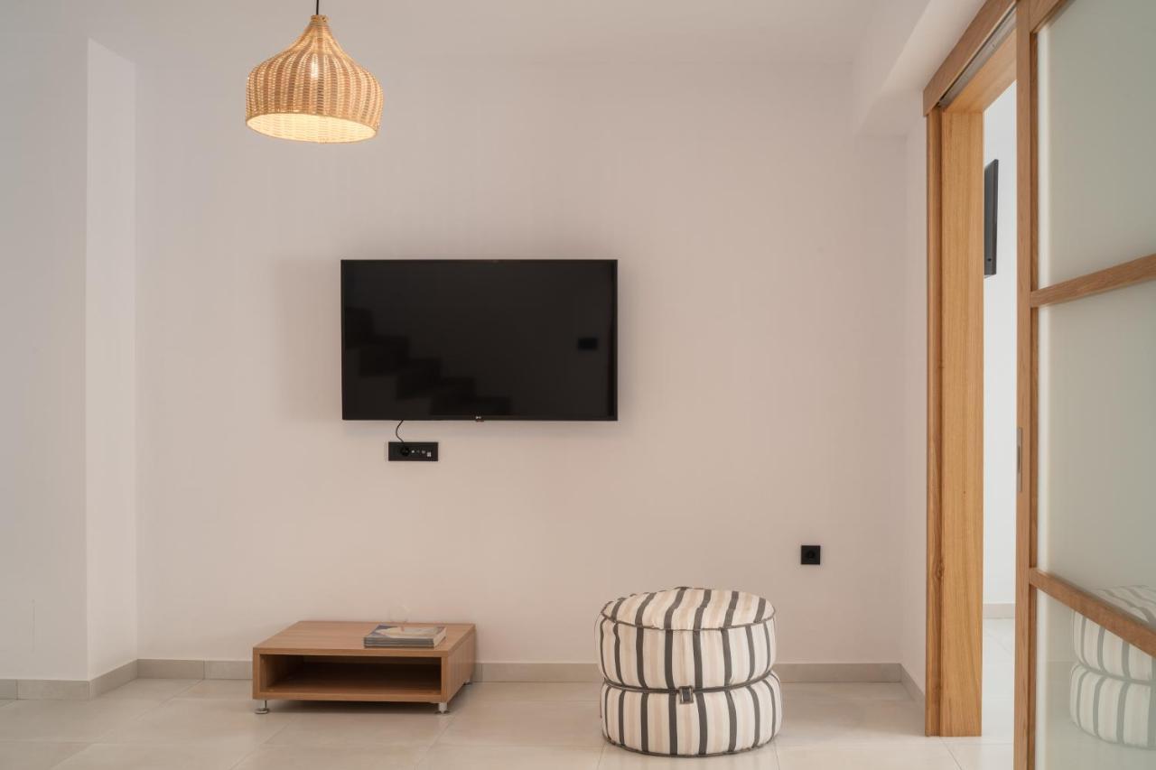 De Light Boutique Villas I II & III - Close To Rethymno, By Thinkvilla Аципопуло Экстерьер фото